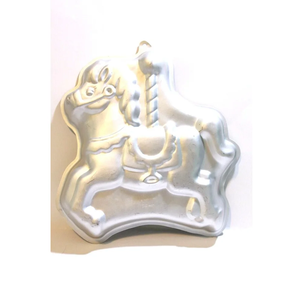 Vintage 1990 Wilton Cake Pan Carousel Horse # 2105-6507 12